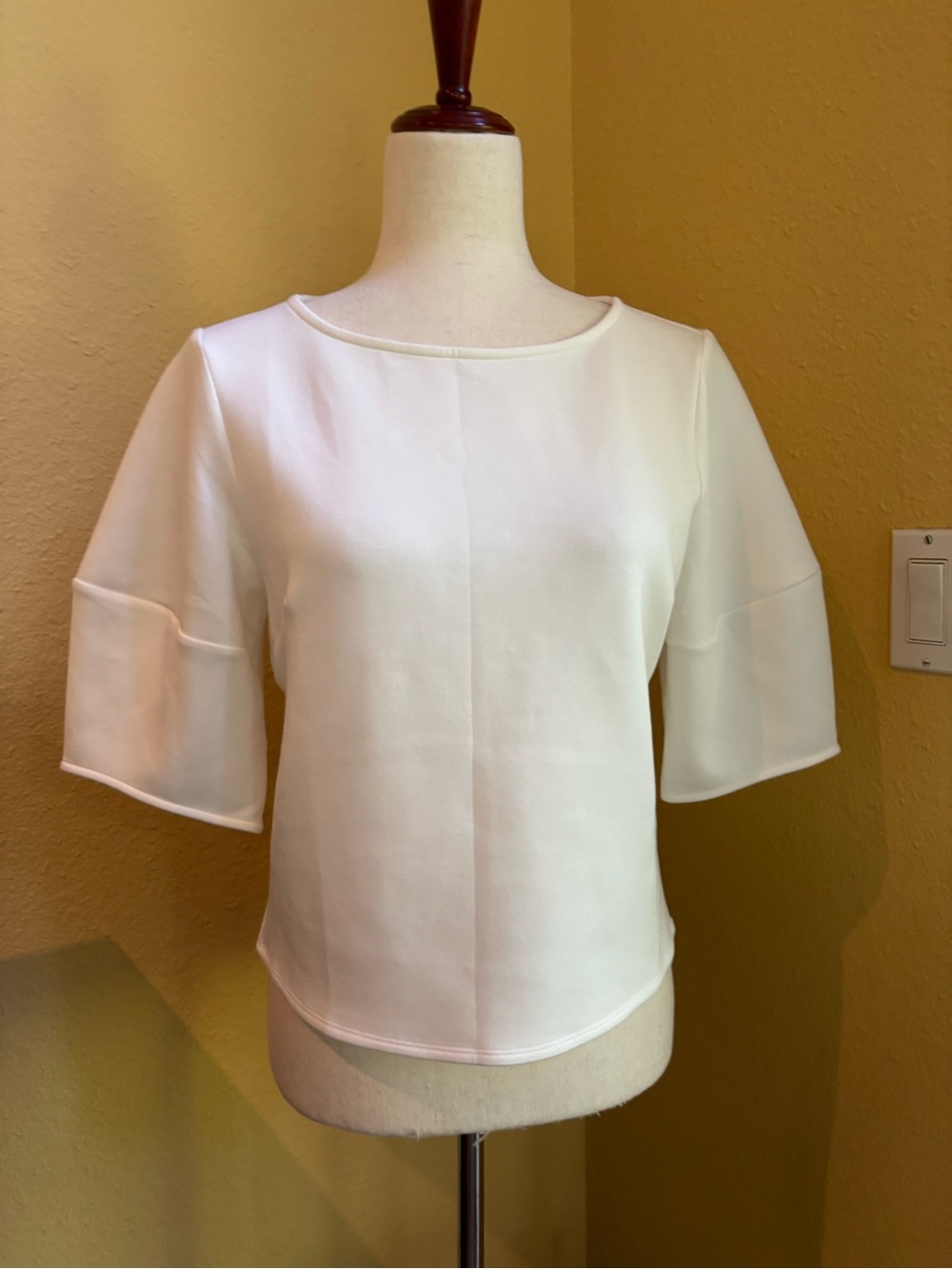 Spanx Airlux  puff sleeve white top. Small